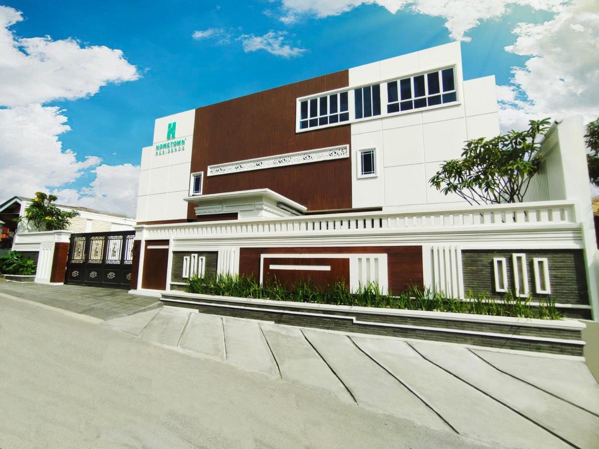 Hometown Residence Bandar Lampung Exteriör bild