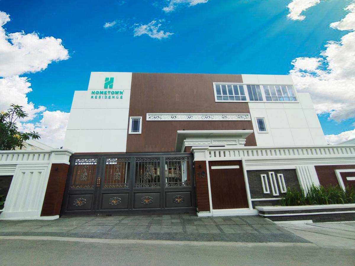 Hometown Residence Bandar Lampung Exteriör bild